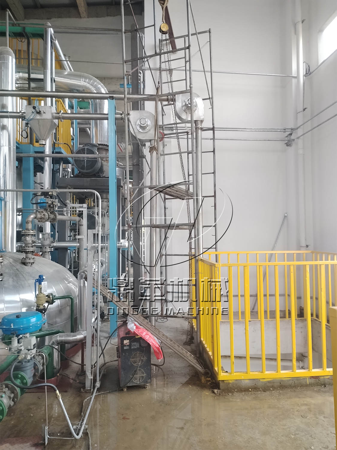 6757e90be11f5.jpg 012.jpg